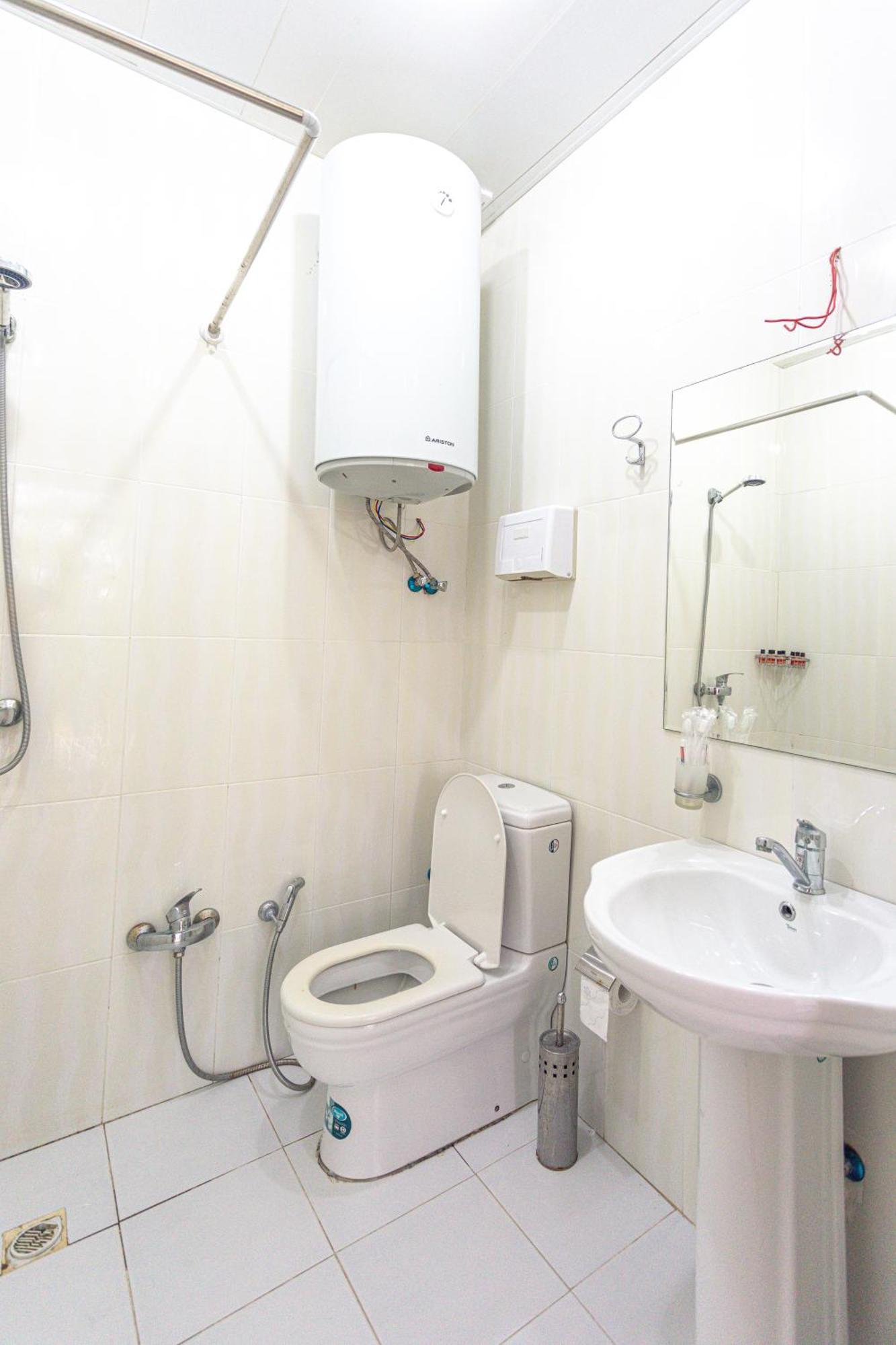 Chabiant Guesthouse Chateau Monolit Ikinci Yeniyol Exterior foto